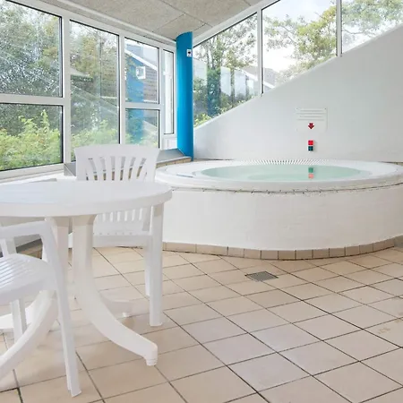 度假居 6 Person Holiday Home On A Holiday Park In Hemmet
