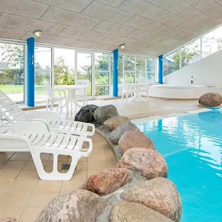 度假居 6 Person Holiday Home On A Holiday Park In Hemmet *