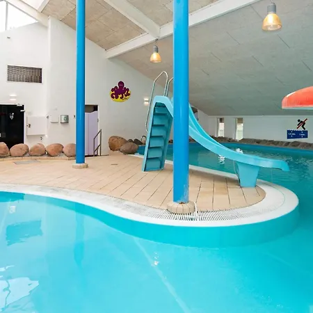 Hébergement de vacances 6 Person Holiday Home On A Holiday Park In Hemmet