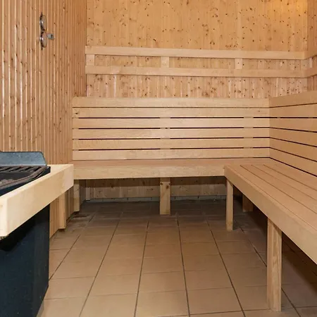 6 Person Holiday Home On A Holiday Park In Hemmet 度假居 *